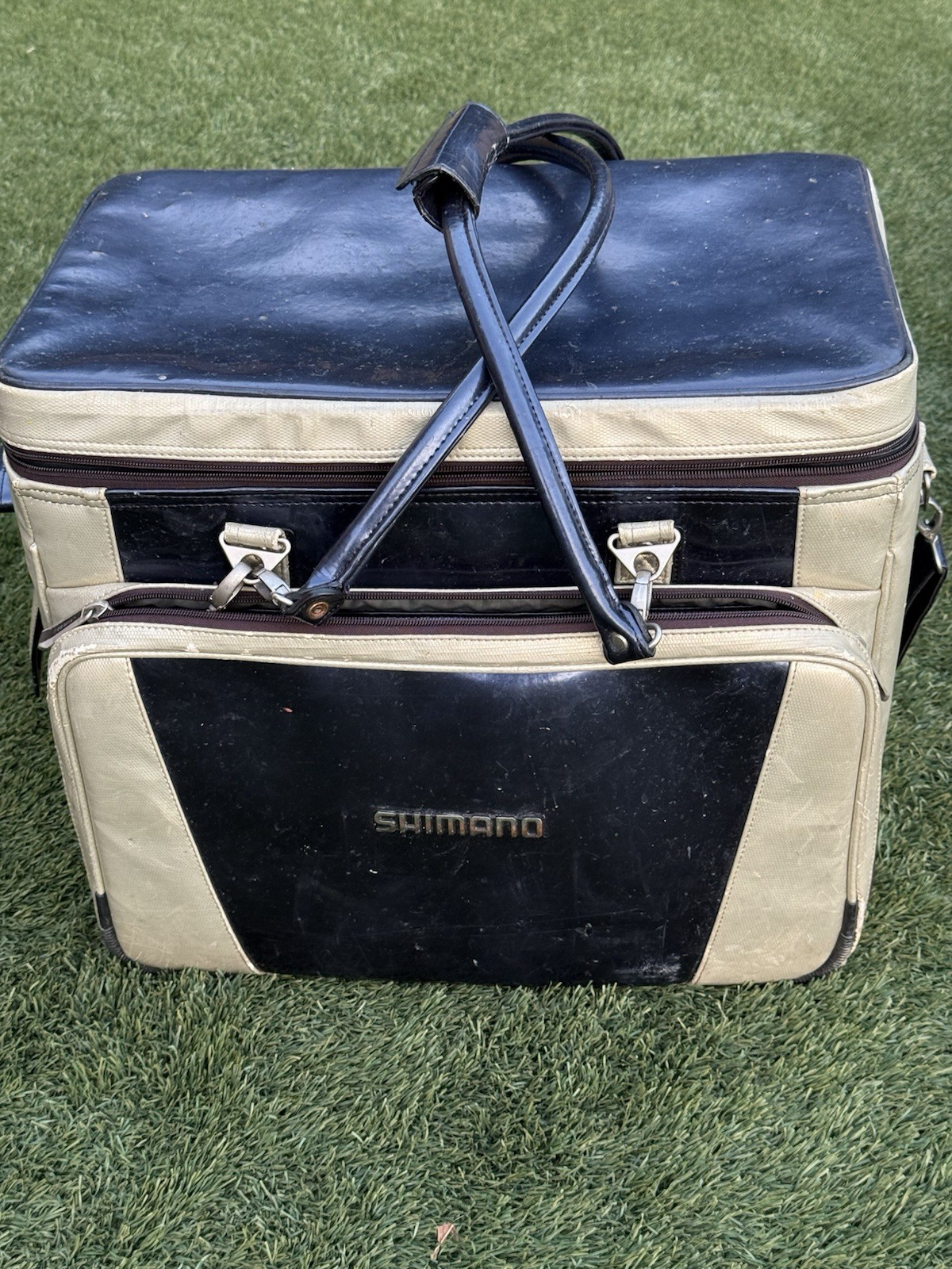 Used Shimano Herabuna Set – Rod Case, Bag, & Umbrella