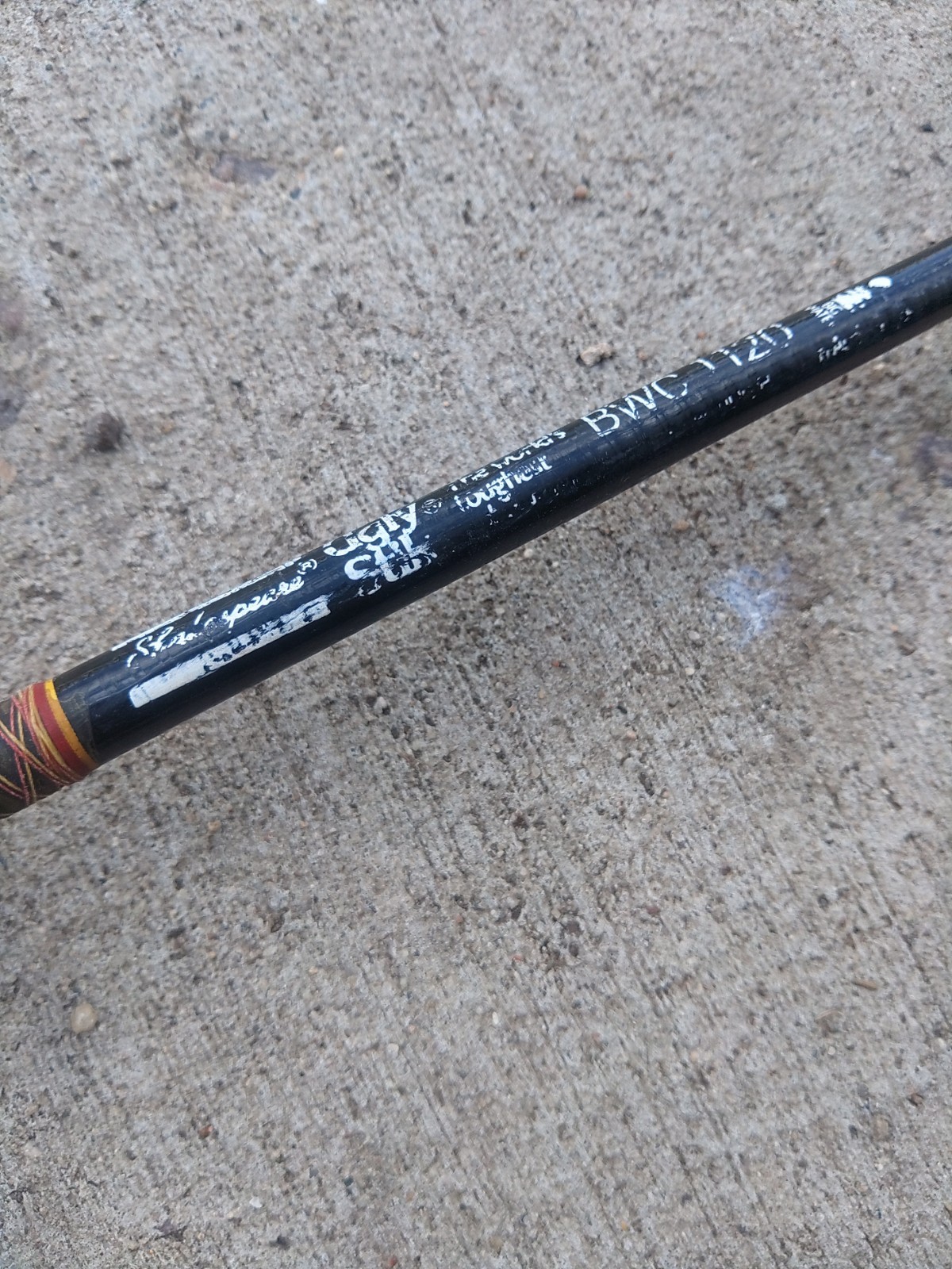 Vintage Shakespeare Ugly Stik BWC 1120 5′ 6″ 15-25lb w/ Trigger Grip.