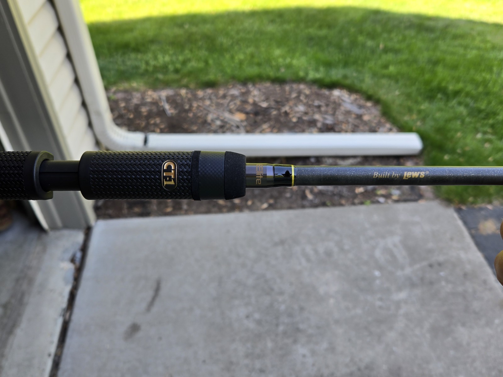 Team Lew’s Elite Series Spinning Rod: 6’9″ Medium Light Fast (NEW with tags)