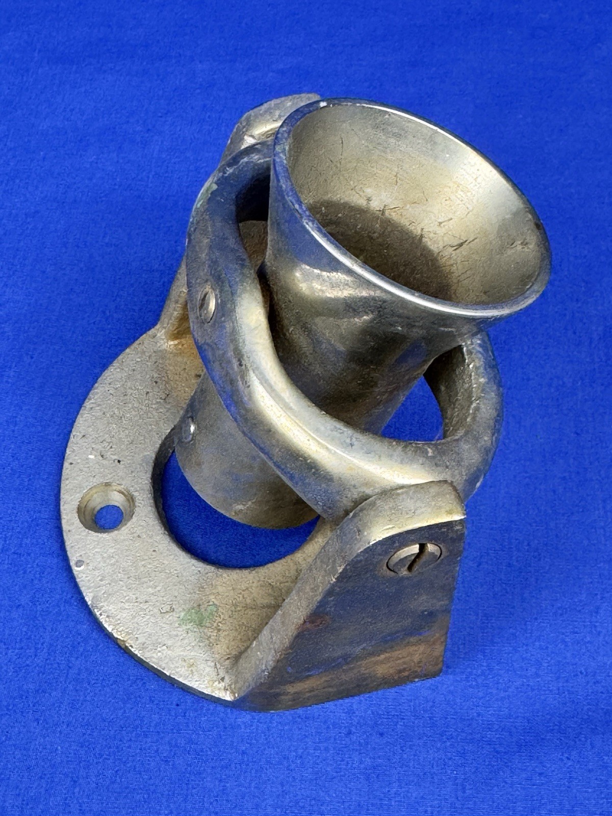 Vintage Lee’s Fishing Gimbal, Rod Holder, 4 1/4 x 3″ Mount Footprint 1 3/16″ Dia