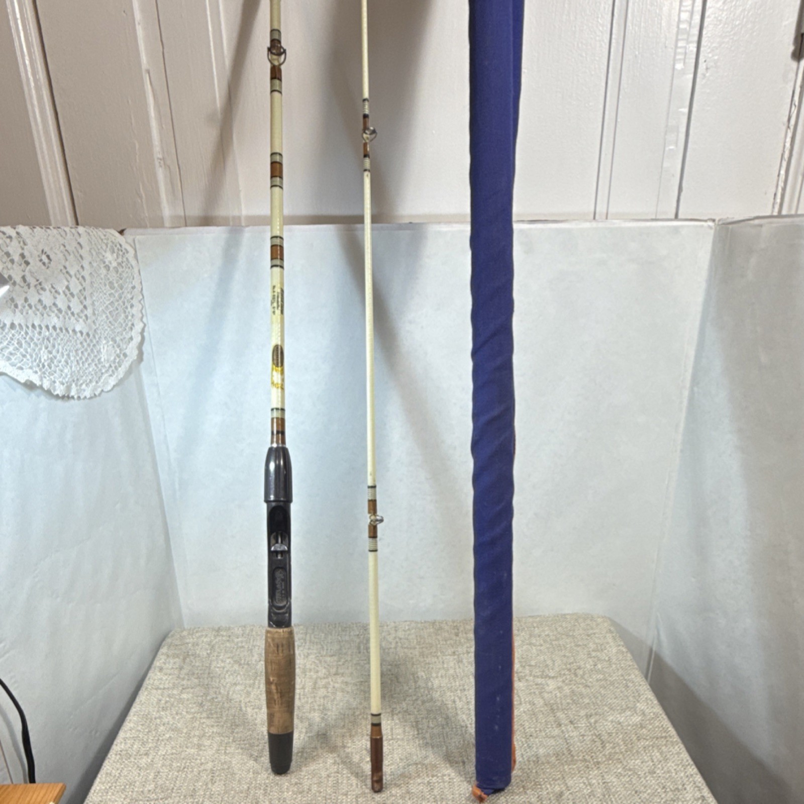 VTG Shakespeare Wonderod Kwik Taper Presidential 6’6″ 2pc Casting A-227L w/ Sock