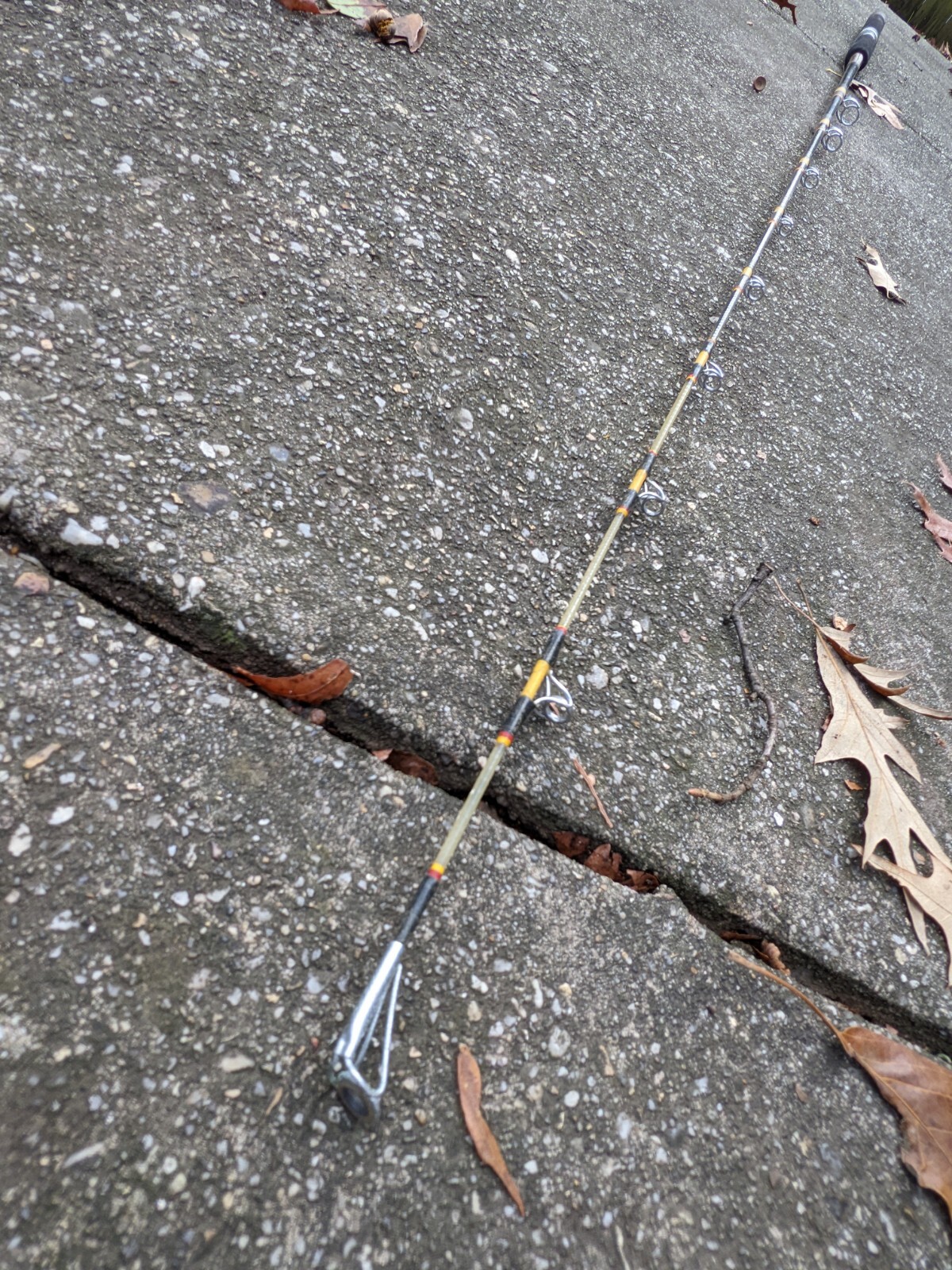 Shakespeare Ugly Stik 7′ 1 Pc Wonder Rod Big Water Action M BWC1103 20-40 lb USA
