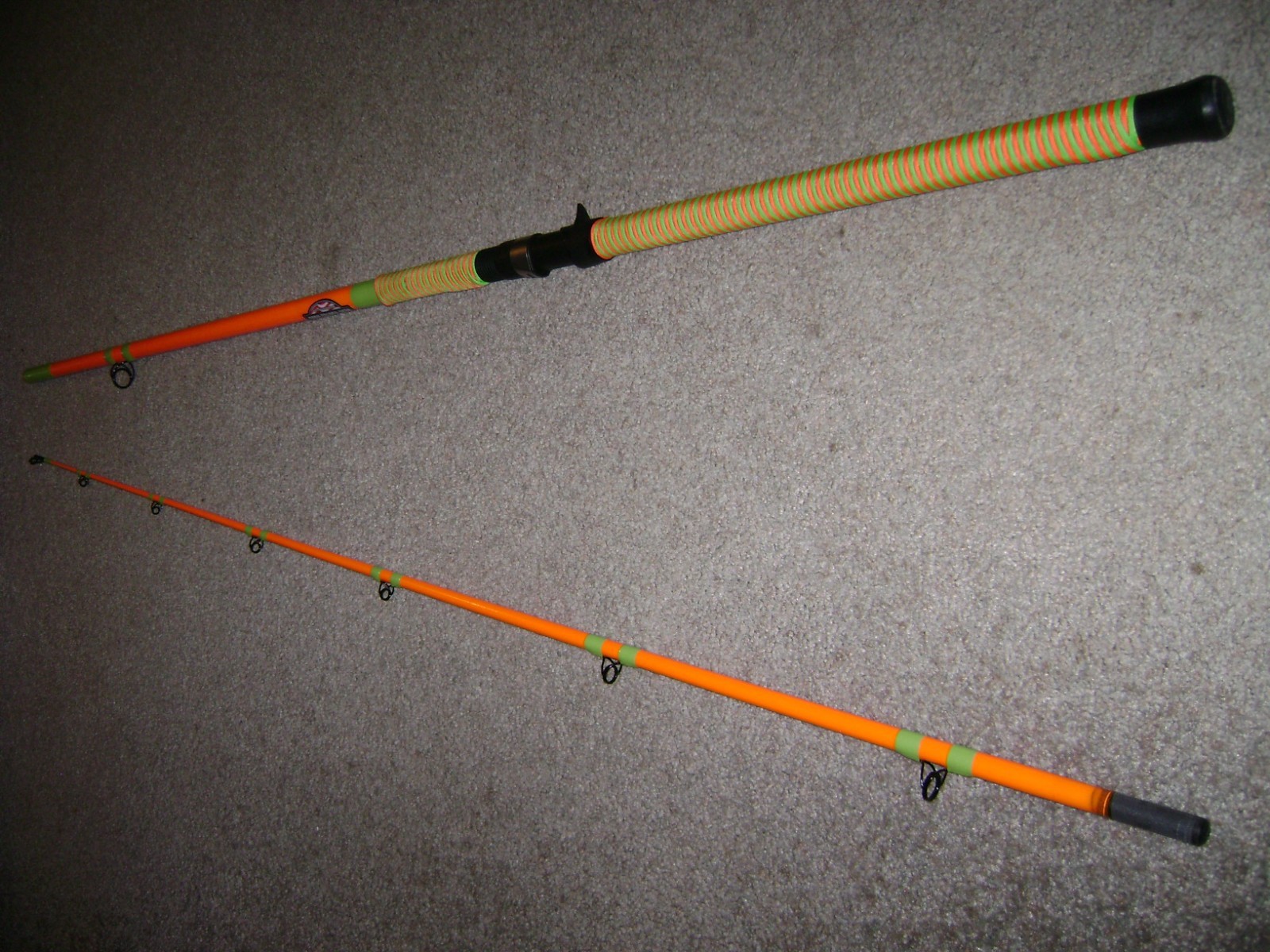 GLOW ROD MEAT HUNTER EXTREME 10′ ORANGE GLOW Casting Rod – BIG FISH, STRIPER !