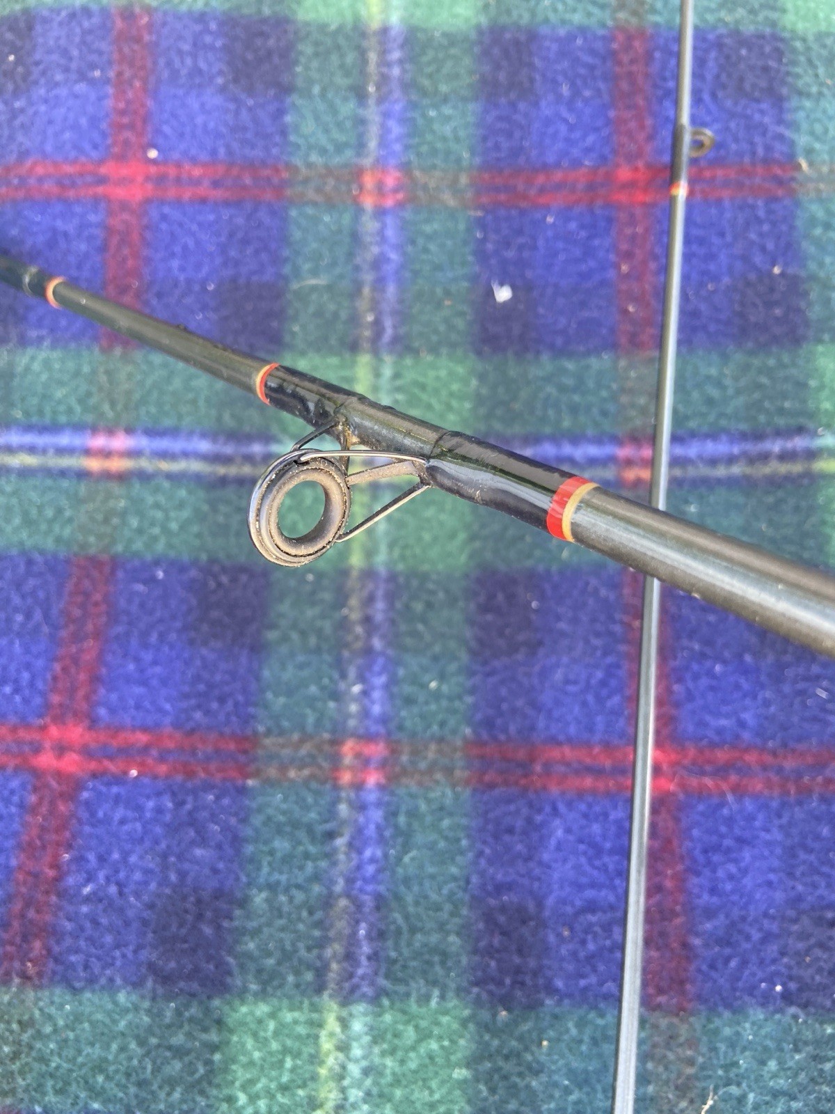 BROWNING #612956 360 GRAPHITE 5’6″ PISTOL GRIP LIGHT ACTION 2 PIECE CASTING ROD