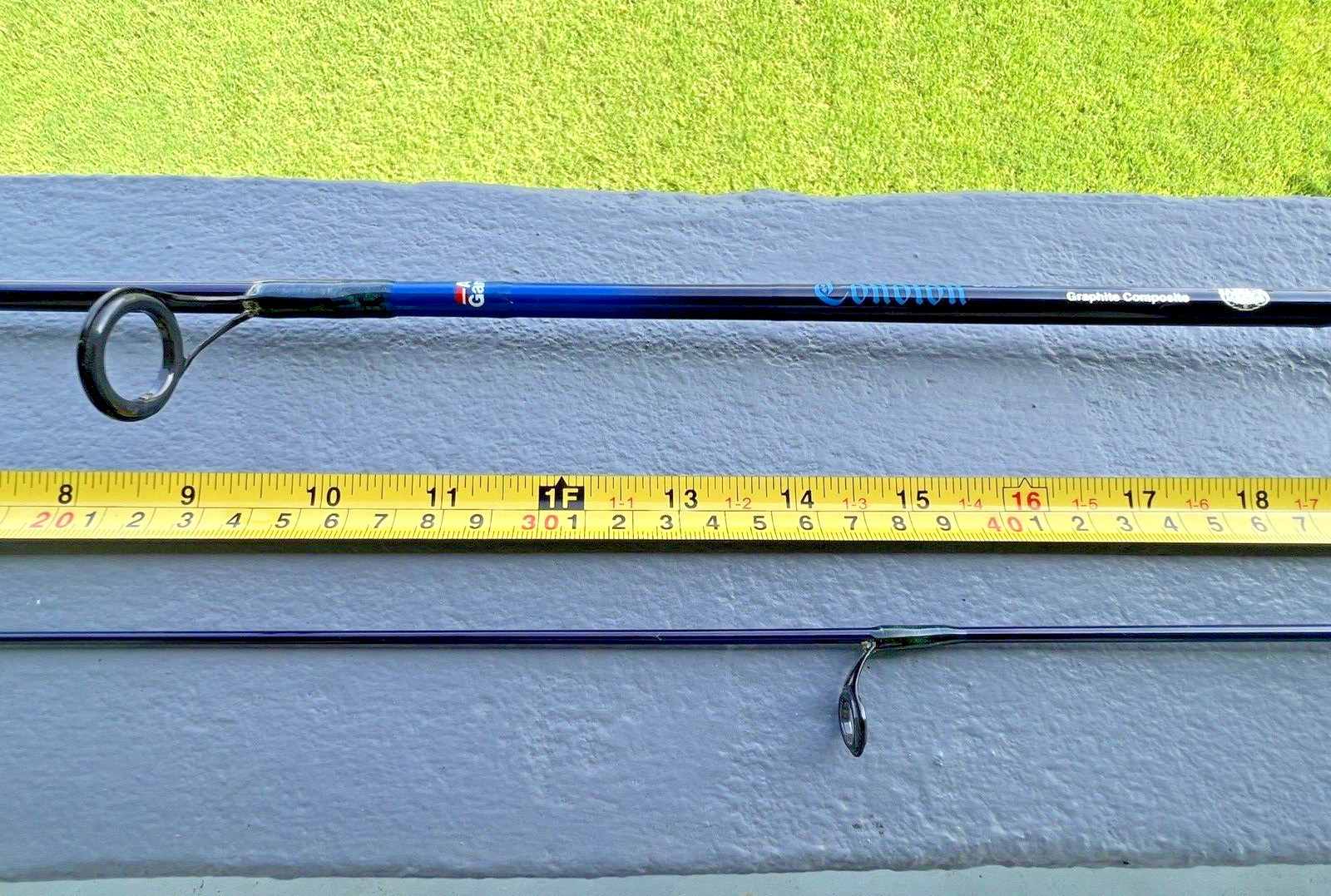 ABU Garcia Conolon 7’ 10-30g Two-Piece Graphite Rod With Carrying Bag Mint Cond.