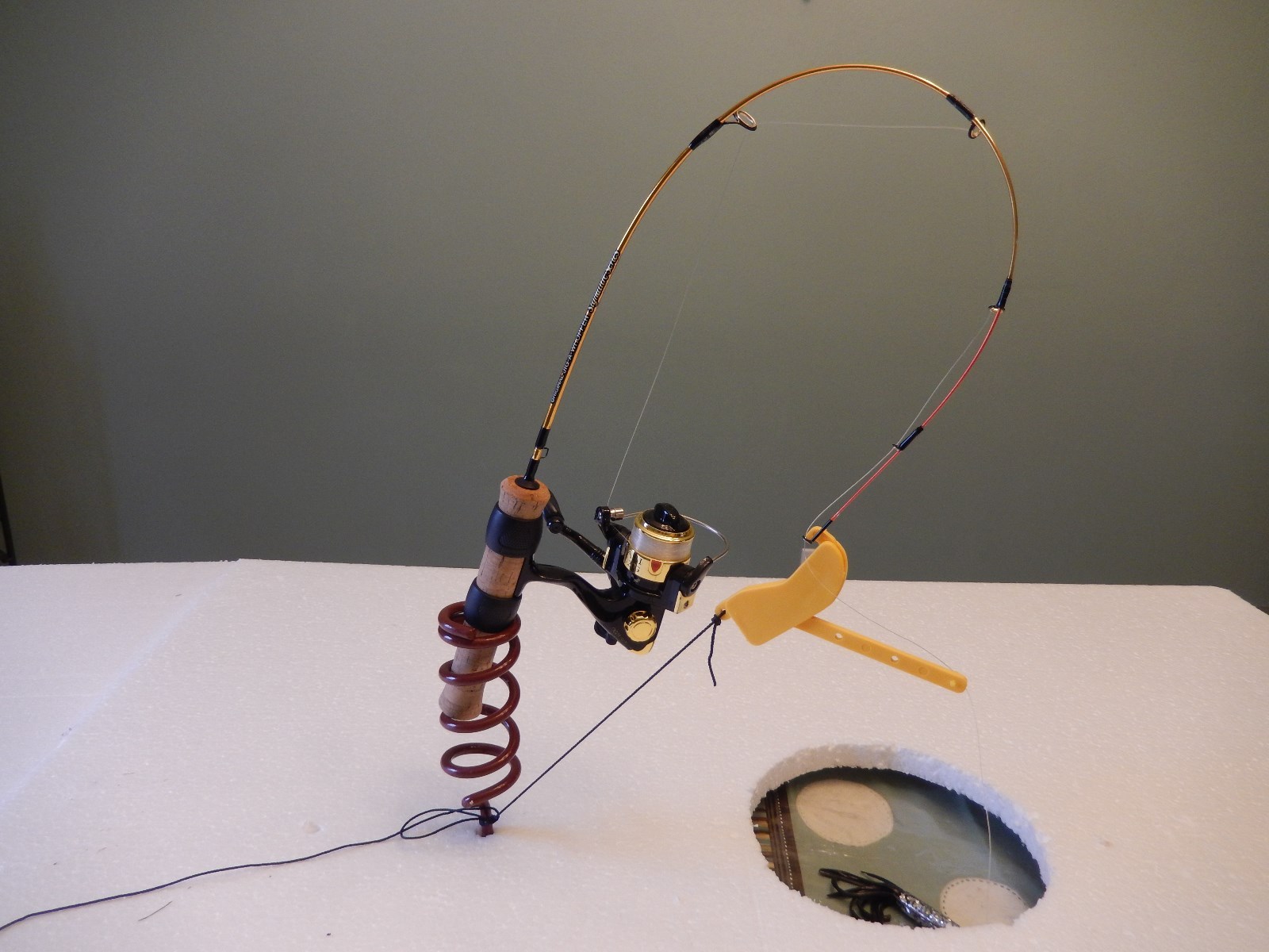 Winter Special-Ice Fishing Rod Tip Ups Quickset Automatic Hook Setter 3 for$9.98