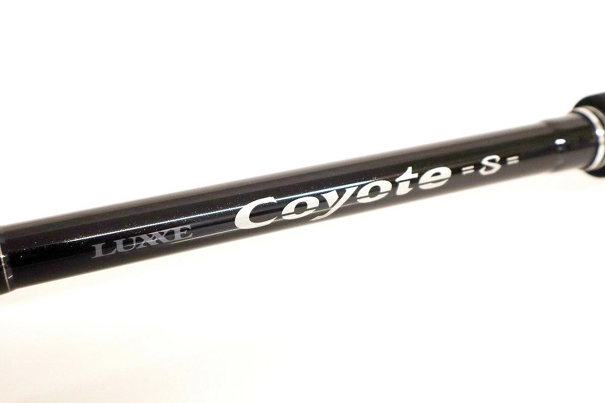 Gamakatsu Luxe Coyote S S100XH 10ft Fishing Rod 50-80g Lure 2-Piece Excellent