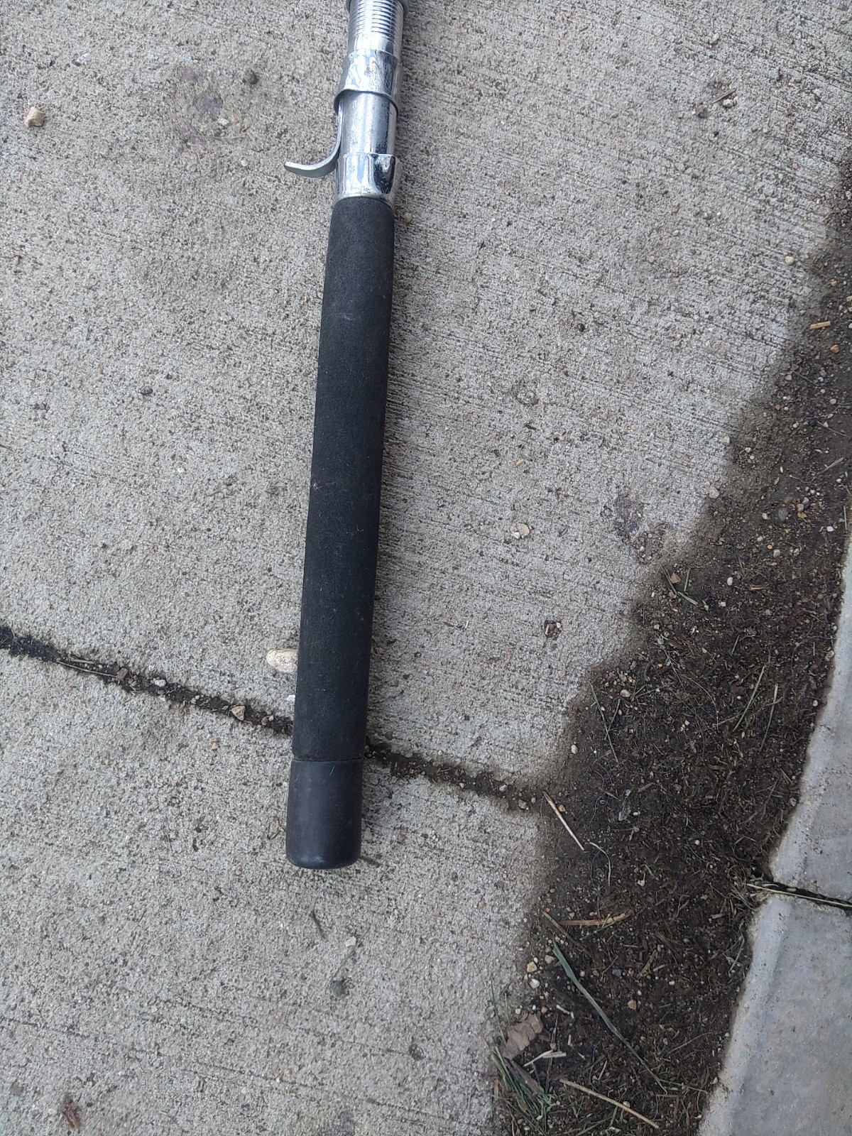 Vintage Shakespeare Ugly Stik BWC 1120 5′ 6″ 15-25lb w/ Trigger Grip.