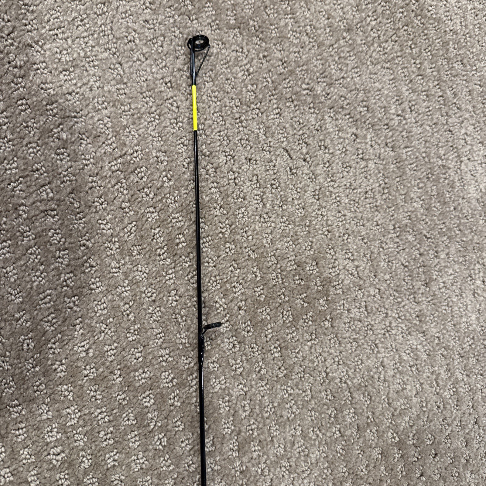 HT ENTERPRISE Graphite Jig Pole 24 Rigged W / Sponge Bobber