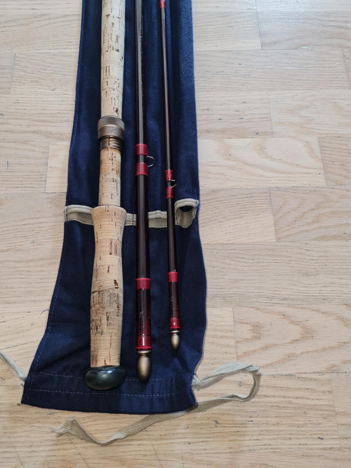 Hardy Graphite Deluxe Spey Caster 15′ #10 three sections
