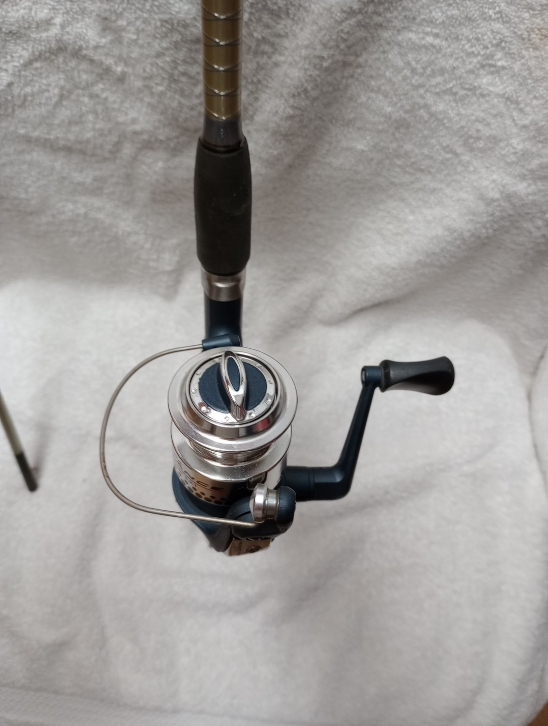 South Bend Cimarron CM-602MS 6’0″ Medium 2pc Rod Pinnacle Ultra Balance Reel