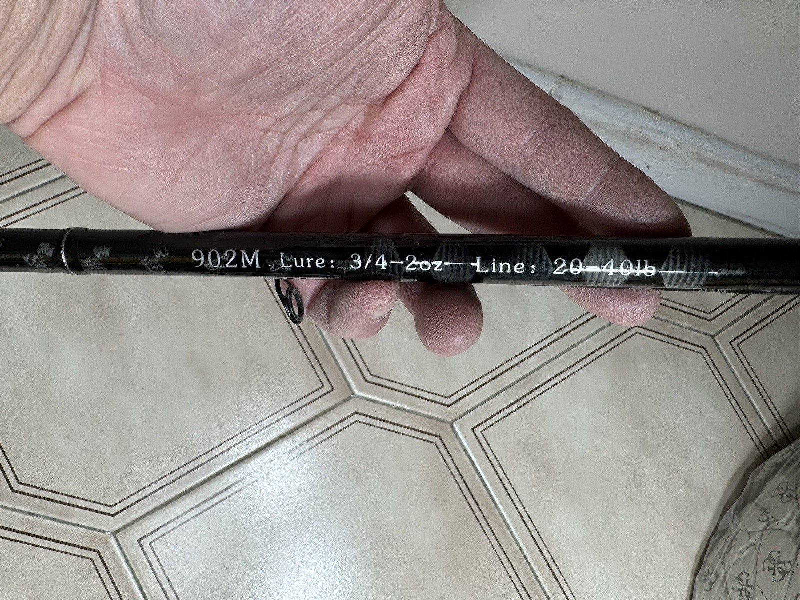 Jigging World Onyx Model 902 9FT Medium Fast Action 3/4-2oz 20-40lb USED