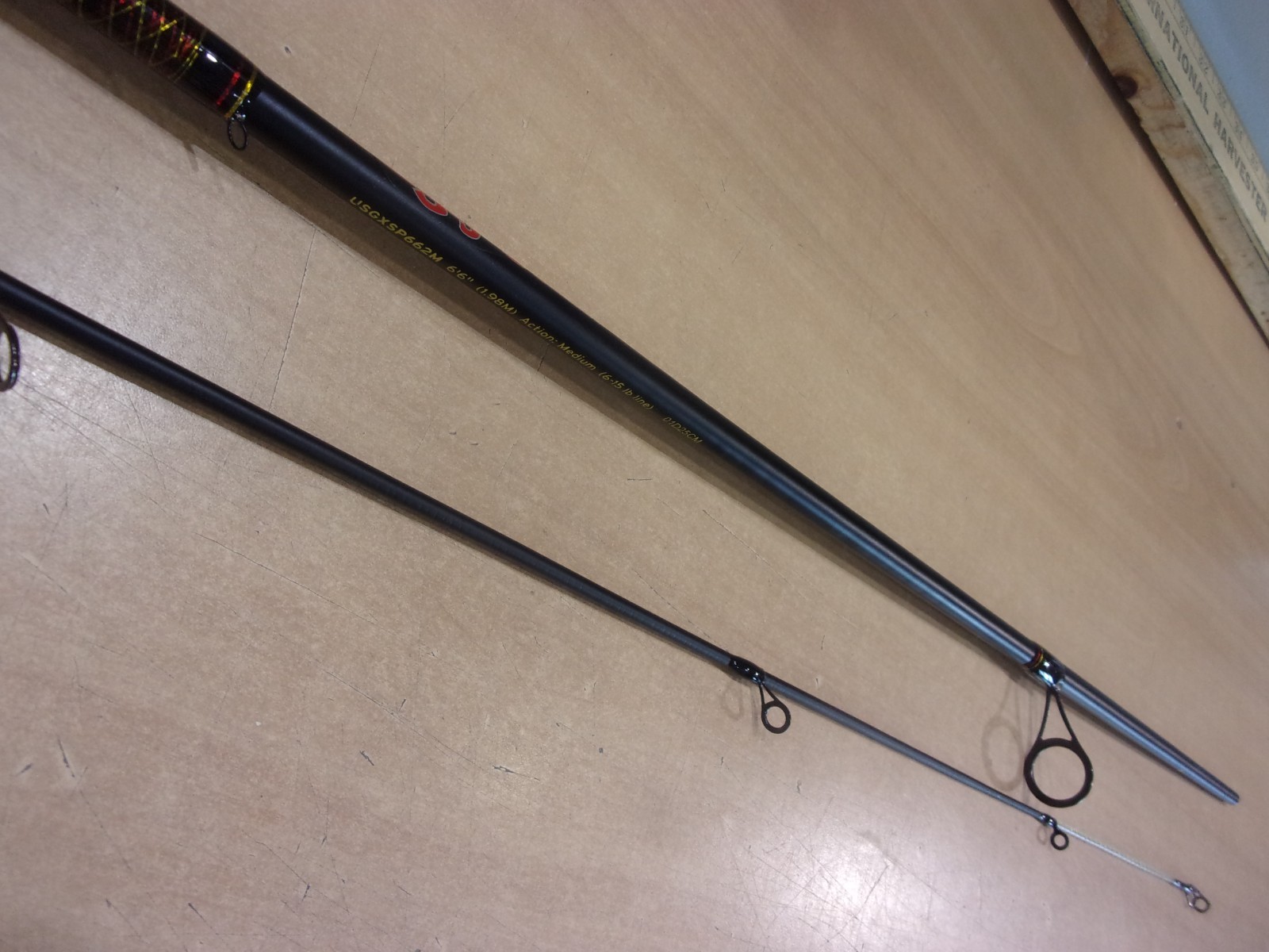 SHAKESPEARE UGLY STIK GX2 6 foot 6 inch medium spinning rod #USGXSP662M