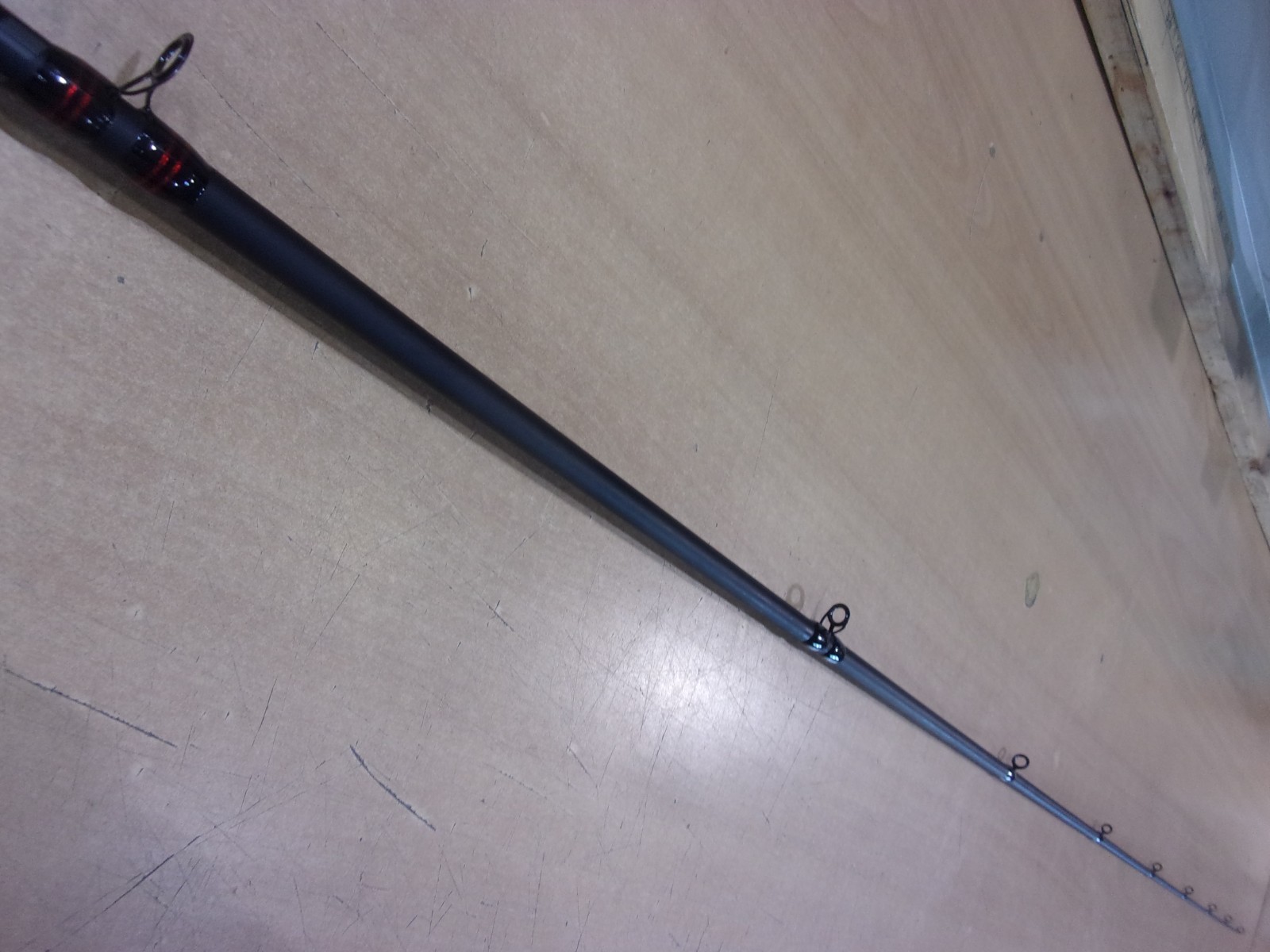 ABU GARCIA VENDETTA II 7 foot 6 inch Heavy SPINNING ROD