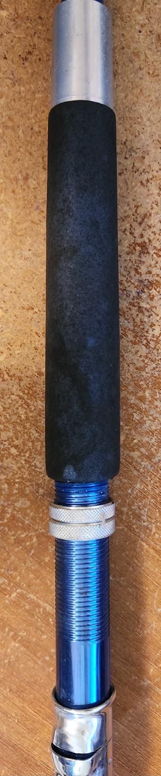 Master silver series model 3080 fiberglas fly rod 8ft (Made in Korea) – Lot 3822
