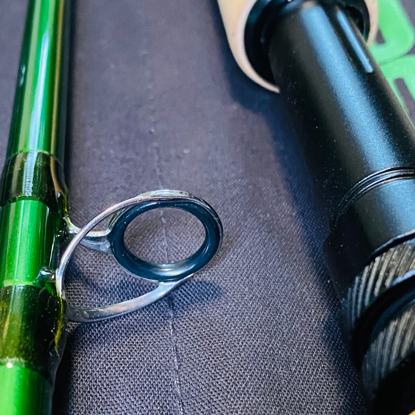 [Beautiful] Sage Accel 6126-4 6WT 12’6″ Fly fishing rod w/Tube Socks