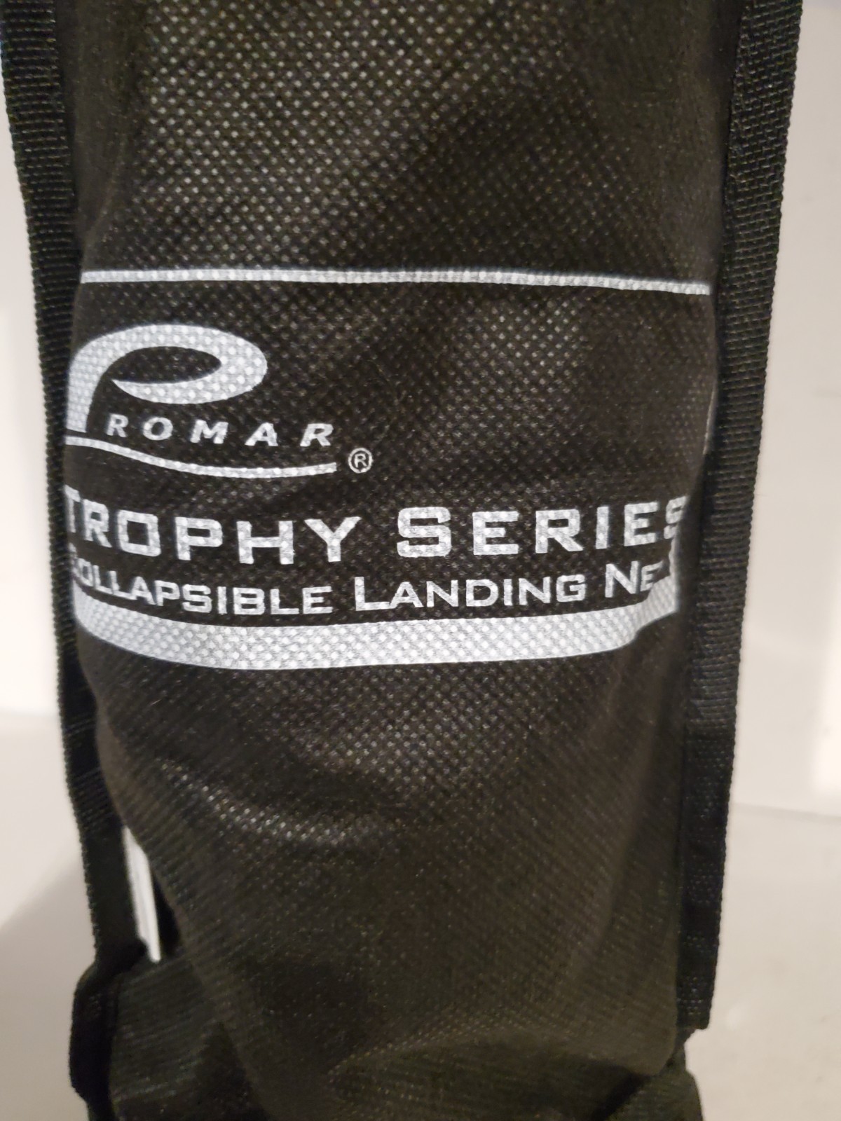 PROMAR TROPHY SERIES COLLAPSIBLE LANDING NET 24″ FRAME LN-703 WITH BAG