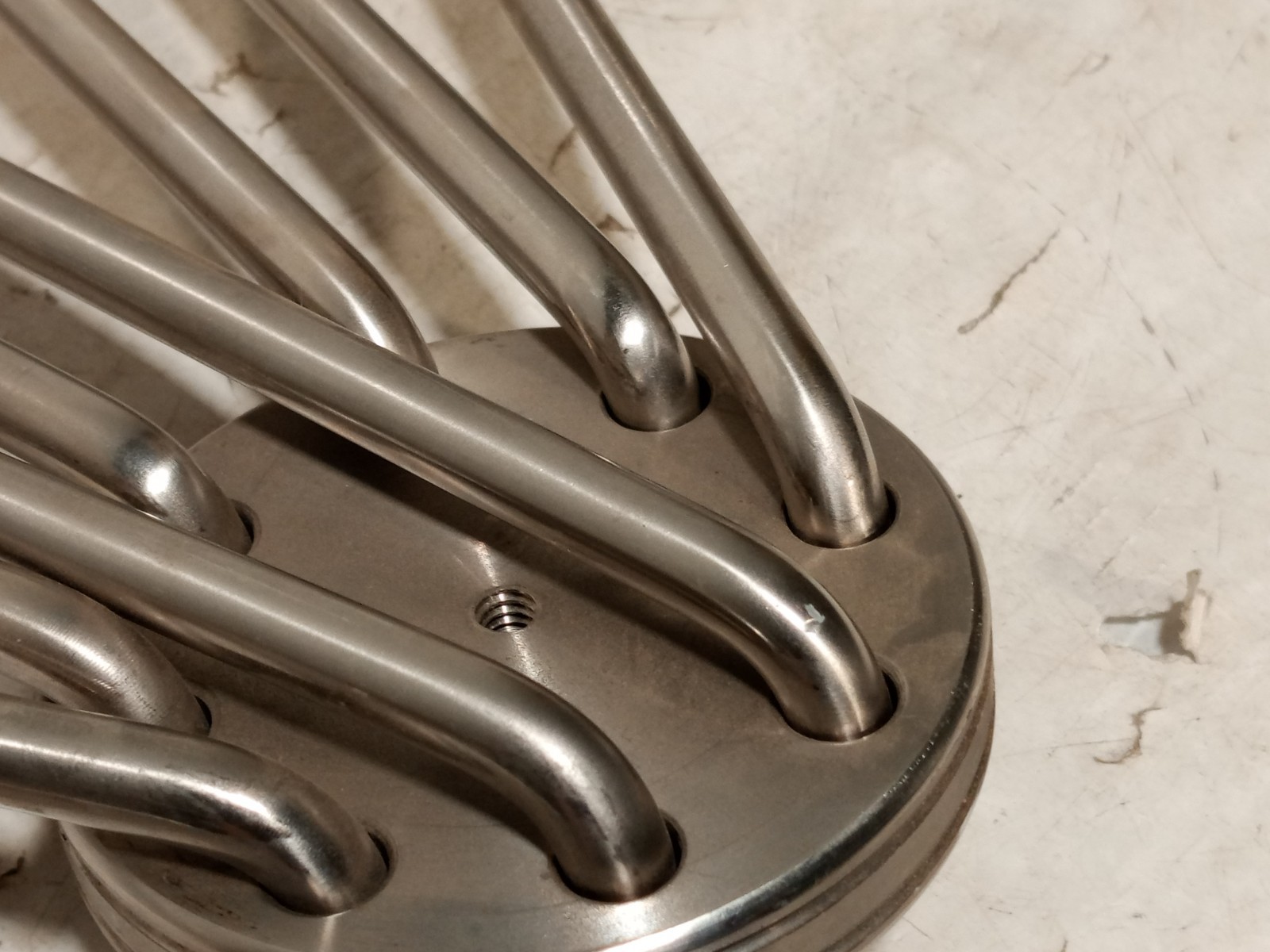 Unbranded stainless steel head with 8-rod arms, 12in rods, as shown