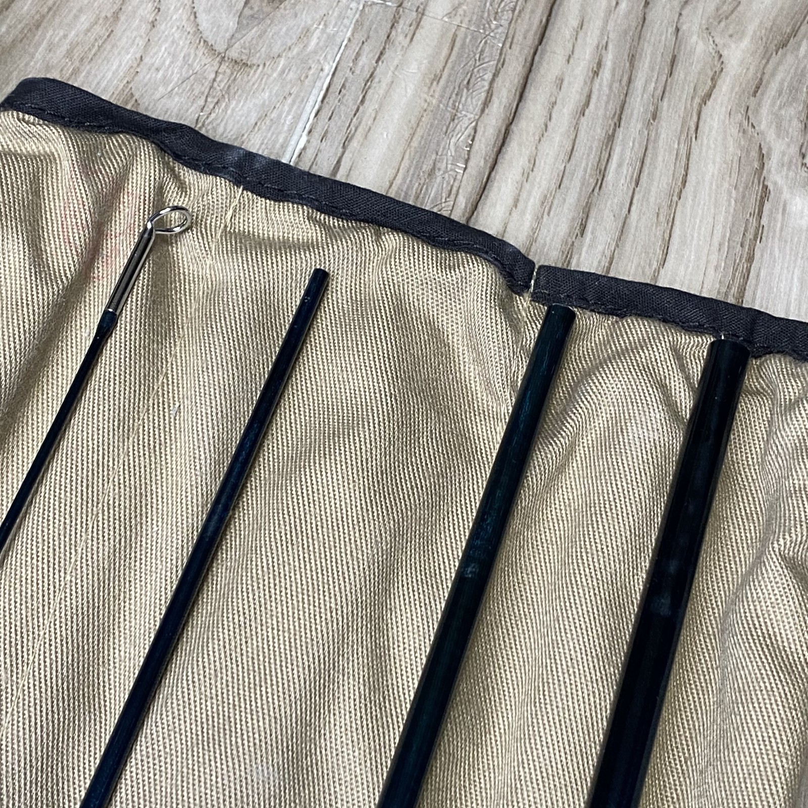 [Excellent] Powell LGA 905-4 9’0” 5wt Fly rod w/sock Tube