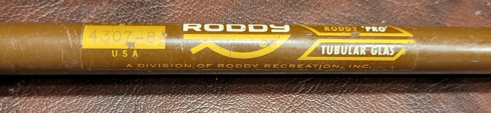 VINTAGE RODDY PRO SERIES 8′ 6″ INCH CONVENTIONAL FLY FISHING ROD GBH-HCH @@