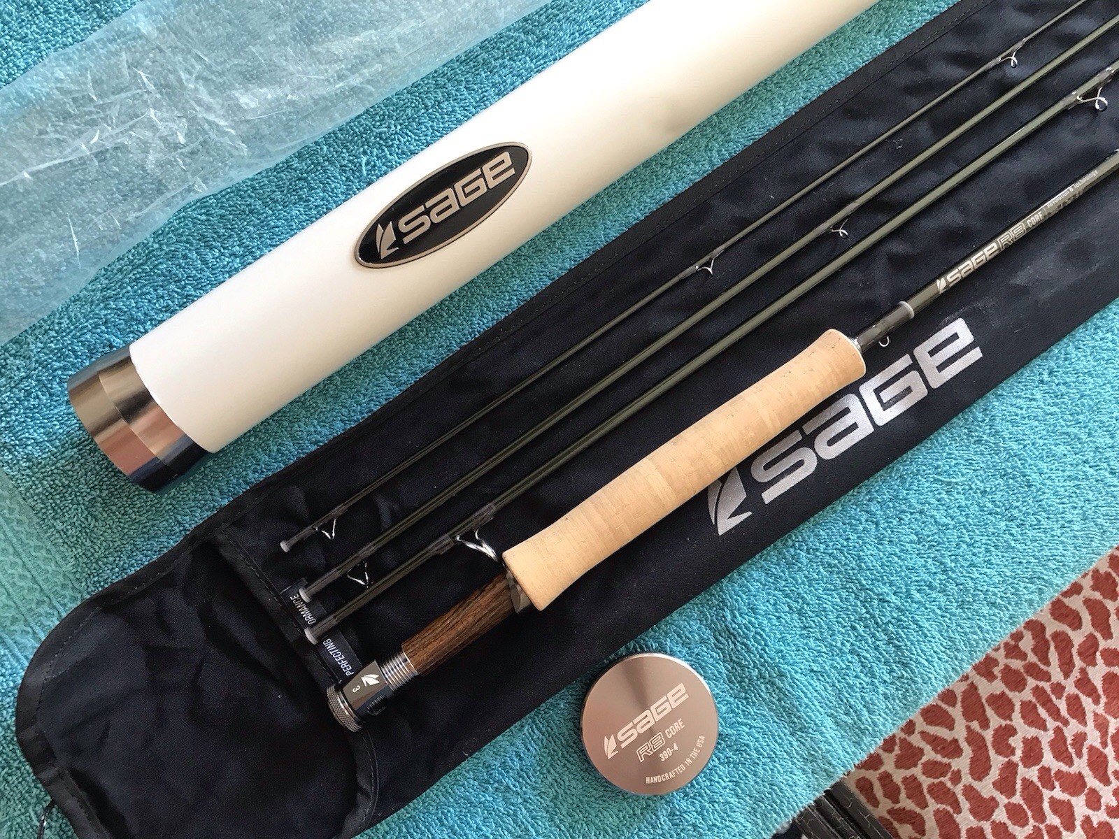 Sage R8 Core 390-4 Fly Rod In Near Mint Condition