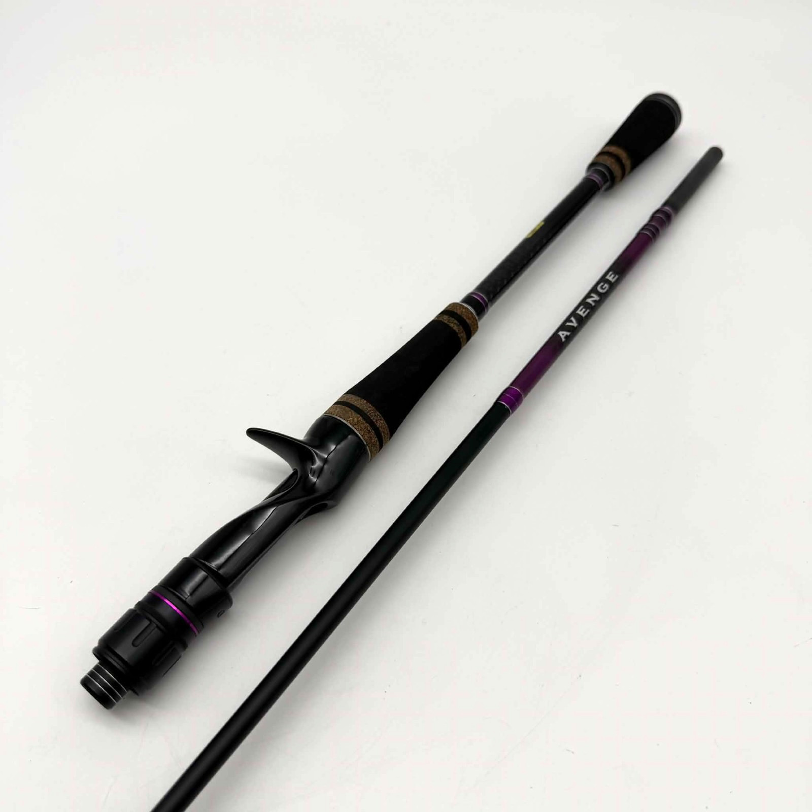 6’6 Gamakatsu Fishing Rod Luxxe Avenge Bait Casting 2 Piece Med-Light (B66M-R)