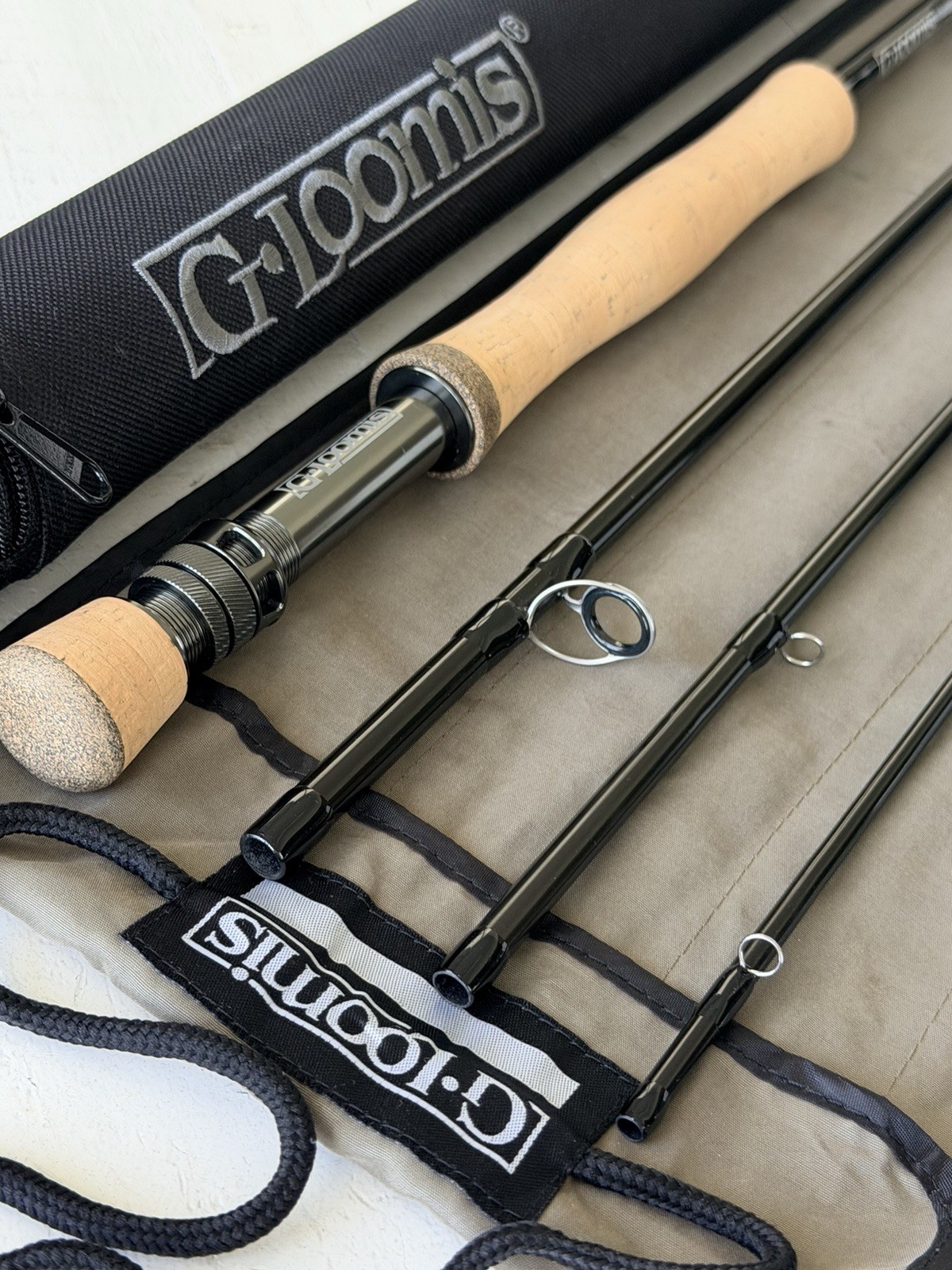 **BEAUTIFUL** 🔥 G LOOMIS NRX+ 8wt. 10’ft~4pc fly rod!🔥~LEGENDARY~