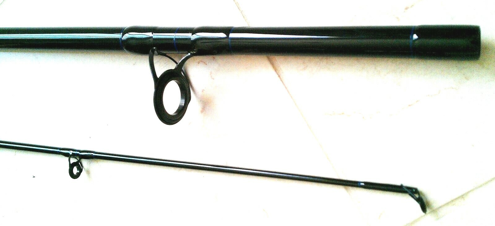2-section 9′ KingHawk Spinning Surf Rod (New)