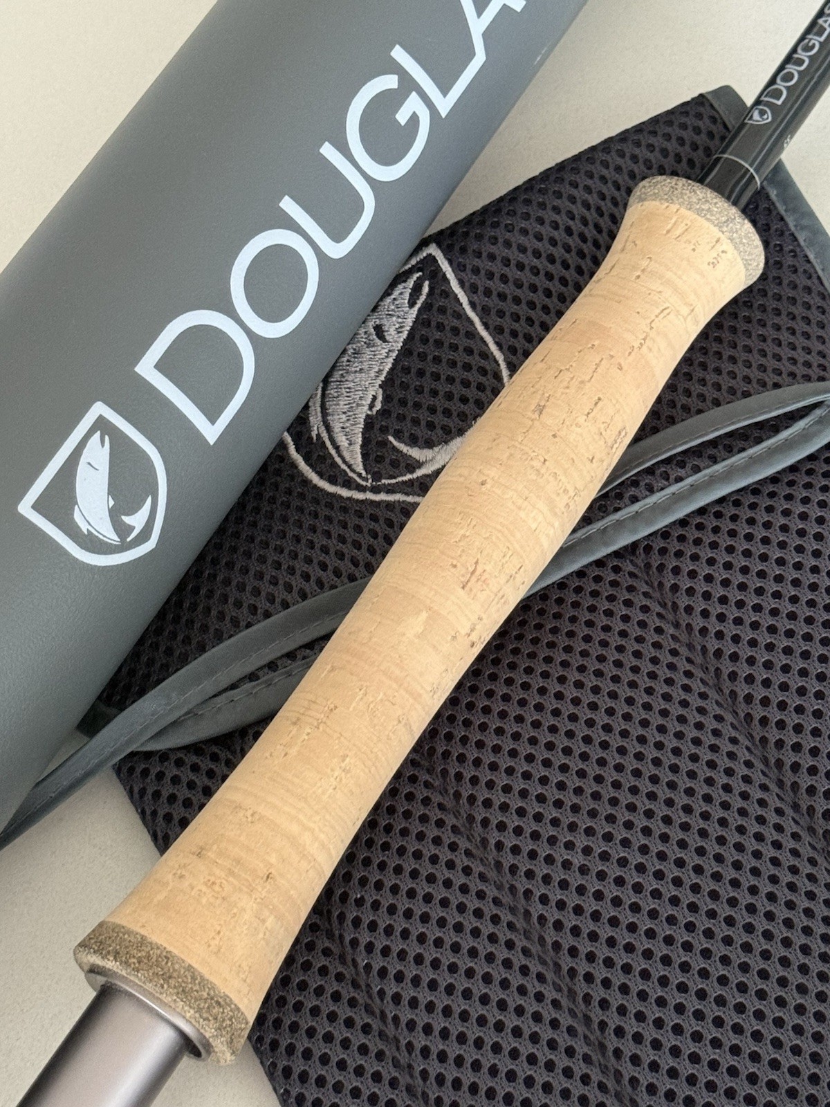 **BEAUTIFUL** 🔥DOUGLAS SKY G 11wt. 9’ft~4pc Fly Rod!! 🔥~MINT~