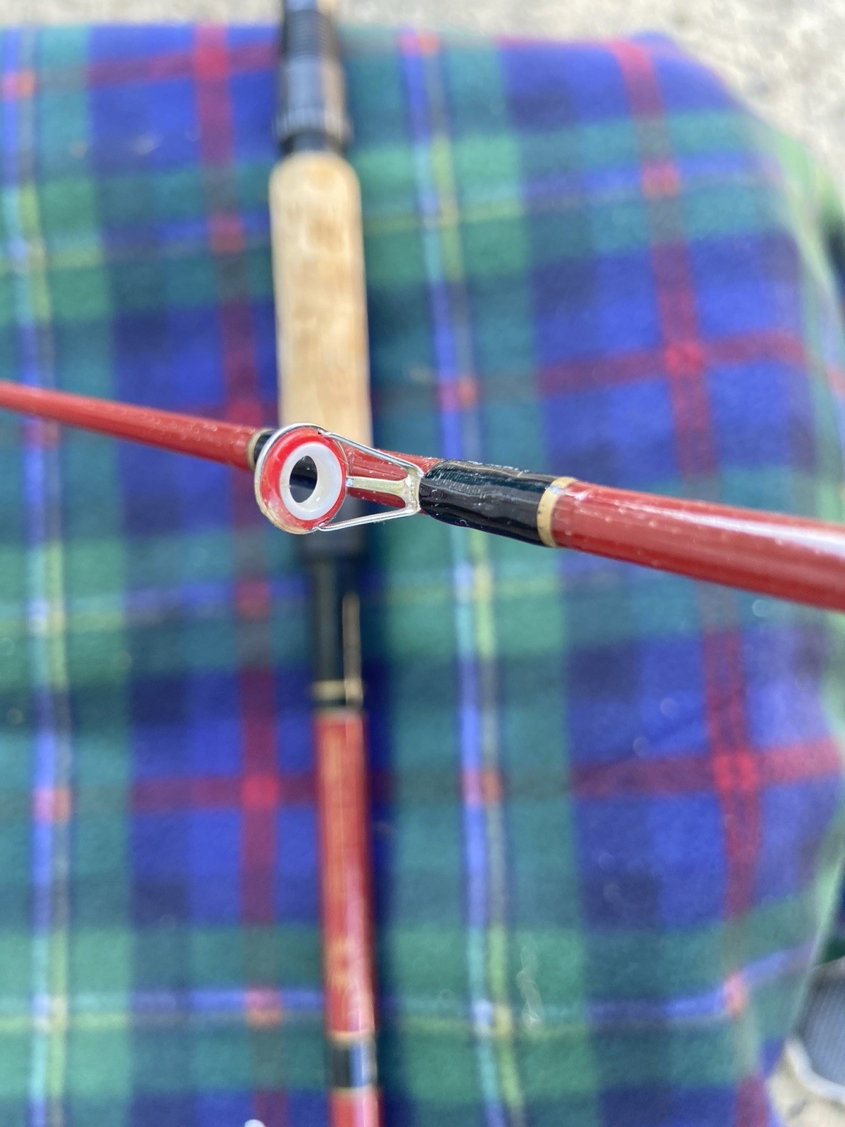 VINTAGE DAIWA 1376B 8’6″ MED. HEAVY TROLLING/CASTING 2 PIECE ROD MADE IN USA
