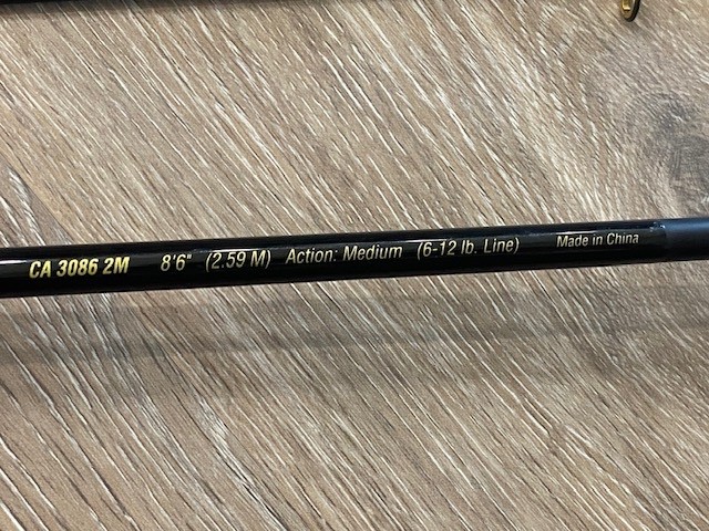 Shakespeare Intrepid Titanium CA3086 2M Med Action 2 Pc 6-12 lb Line Casting Rod