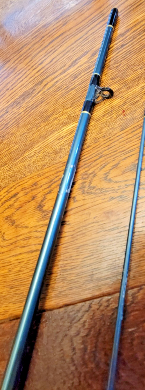 Shakespeare Durango DSC56-2M 2-Piece 5’6″ Casting Fishing Rod