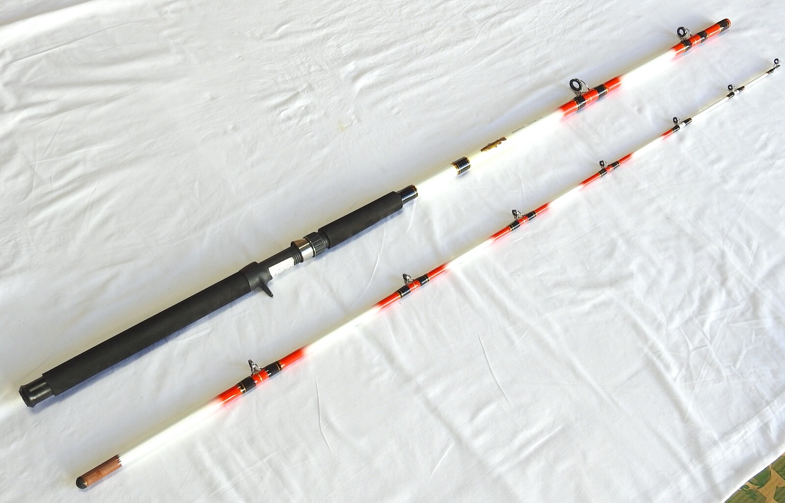 Classic Nite Stick Catfish Casting Rod 9′ 2PC Glow Tip Red