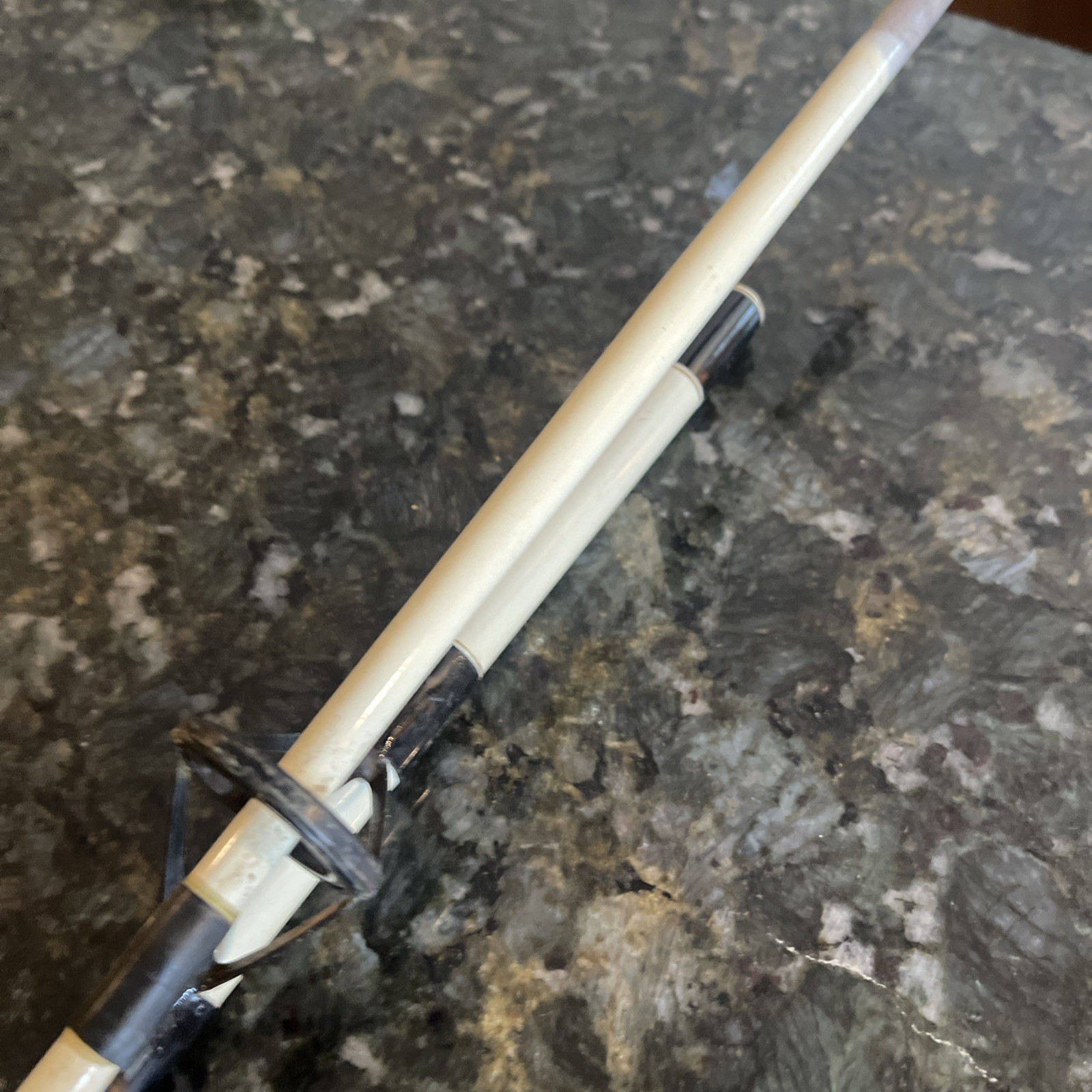 SOUTH BEND TCR556 GRAPHITE COMP 7’0″ MEDIUM HEAVY 2 PIECE SPINNING Missing Tip