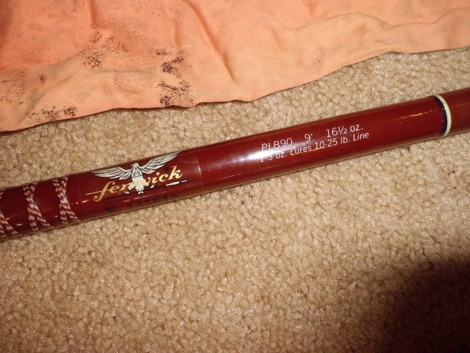 Vintage FENWICK Feralite PLB90 Surf Spinning 9′ Rod- 10-25 lb test- #K147849