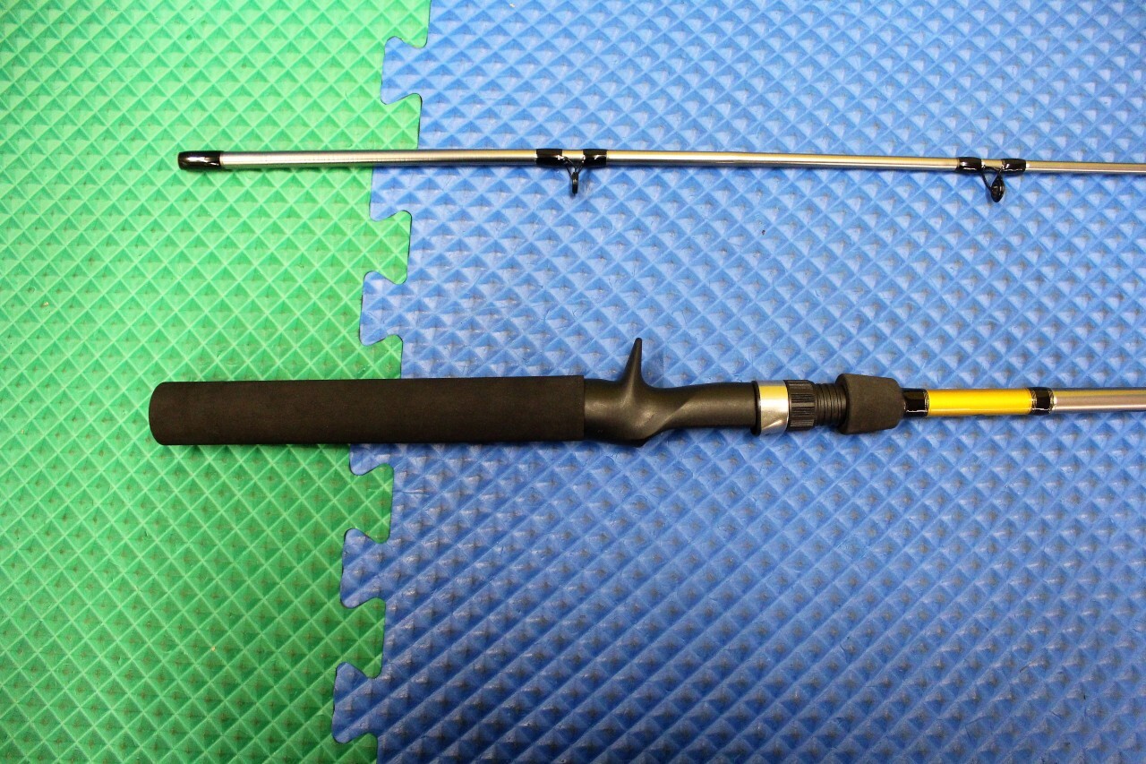 Shimano FXC-C2 Casting Rod 2-Piece 6′ 6″ Medium Heavy FXC66MHC2