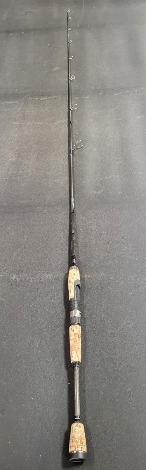 Pflueger Trion 6′ 6”, 2-piece Med. Action Spinning Rod, Model PFGTRIS662M, NM