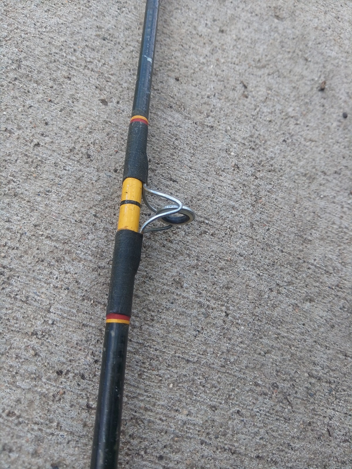 Vintage Shakespeare Ugly Stik BWC 1120 5′ 6″ 15-25lb w/ Trigger Grip.