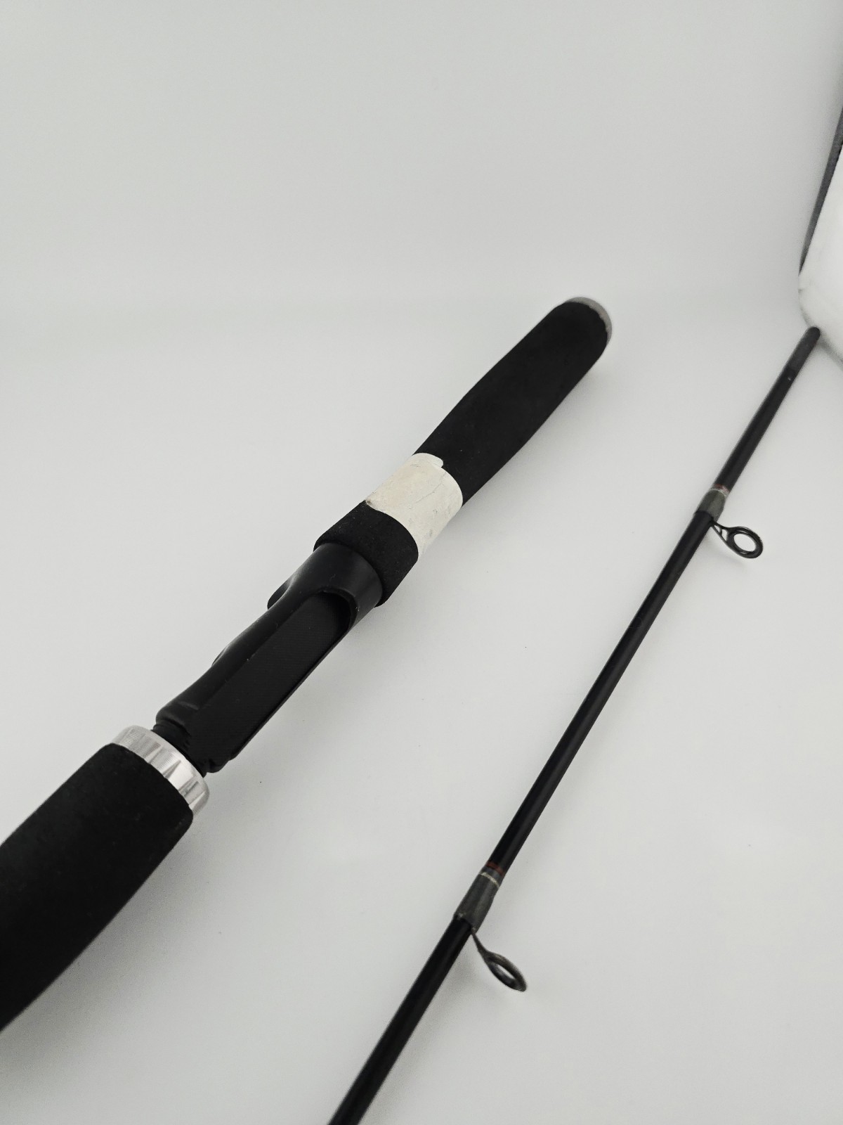 Rhino Titanium RHTC602M 6′ 2pc Medium/ Action Casting Rod