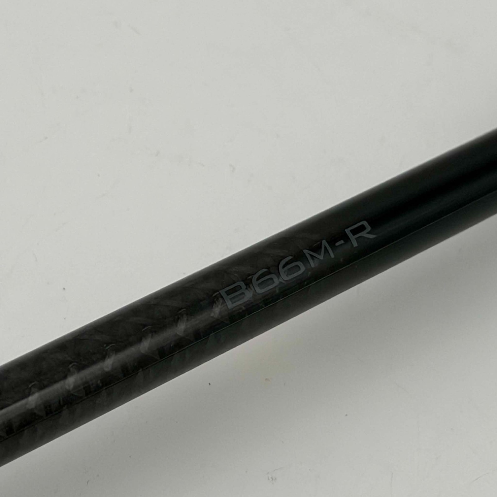 6’6 Gamakatsu Fishing Rod Luxxe Avenge Bait Casting 2 Piece Med-Light (B66M-R)