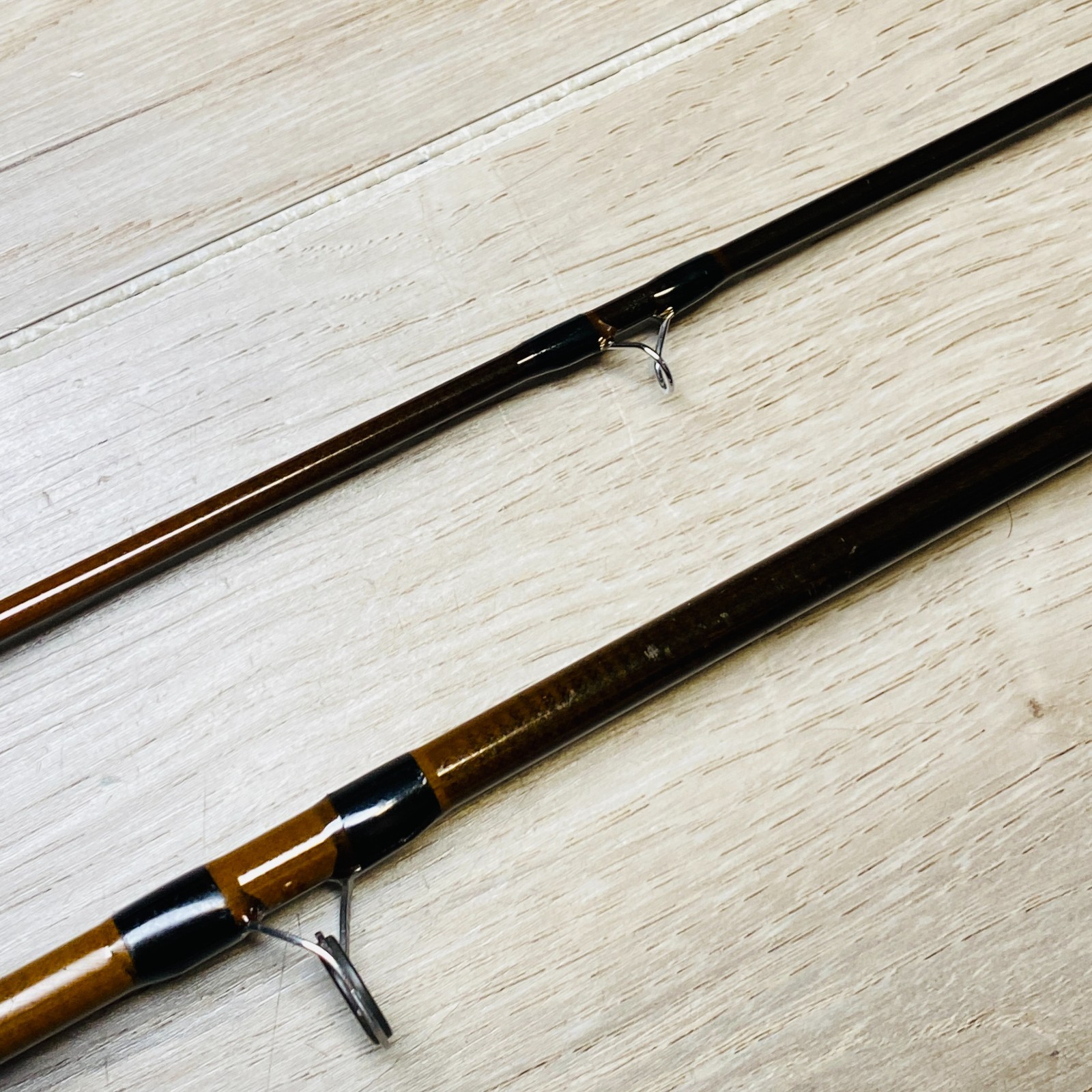 SAGE Graphite II DS2 690 6WT 9’0″ Fly fishing rod w/Tube