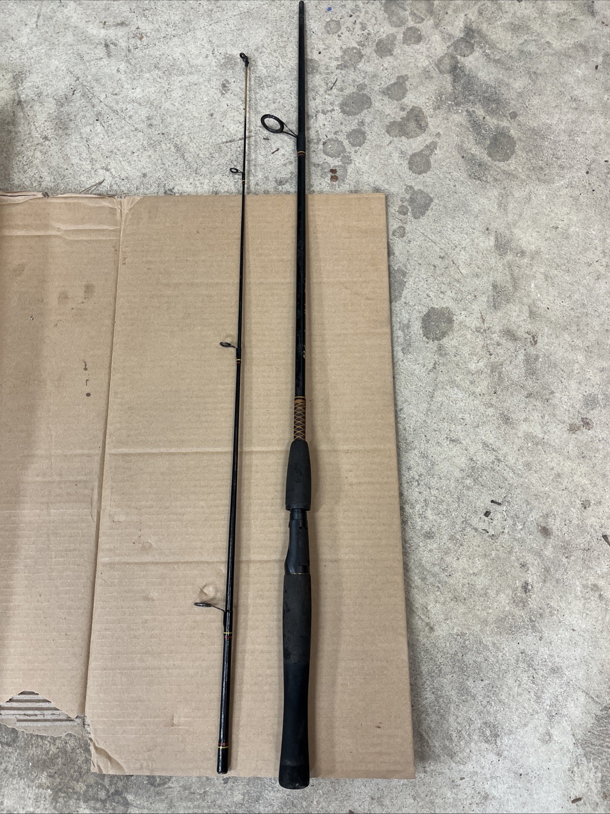 Vintage Shakespeare Ugly Stik SPL 1100 6’6” 1.98m Medium Action 2 Piece