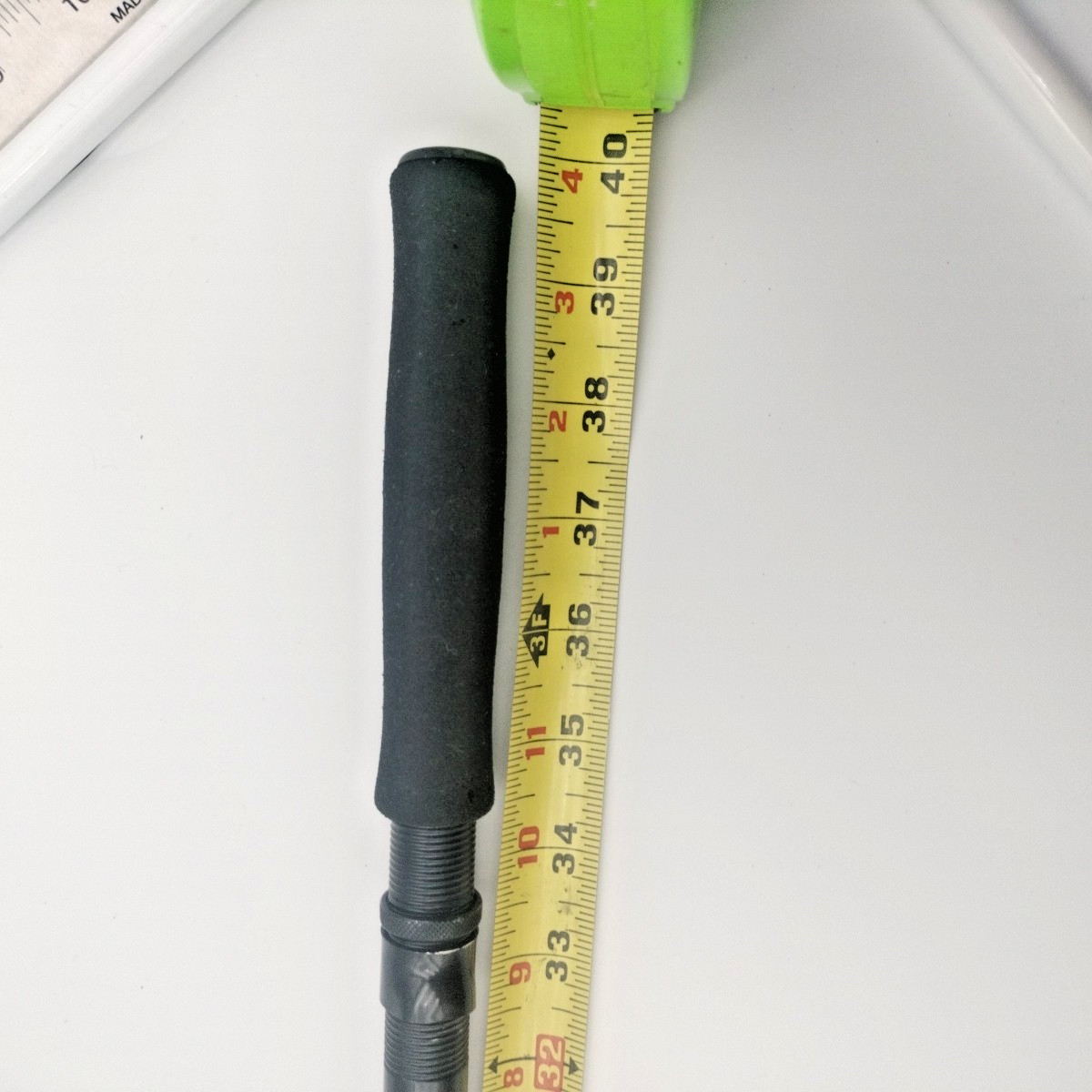 Berkley 2 Piece Fishing Rod “AVENGER” Light Action A30 6 1/2′ Lure Wt 1/8-3/8 oz
