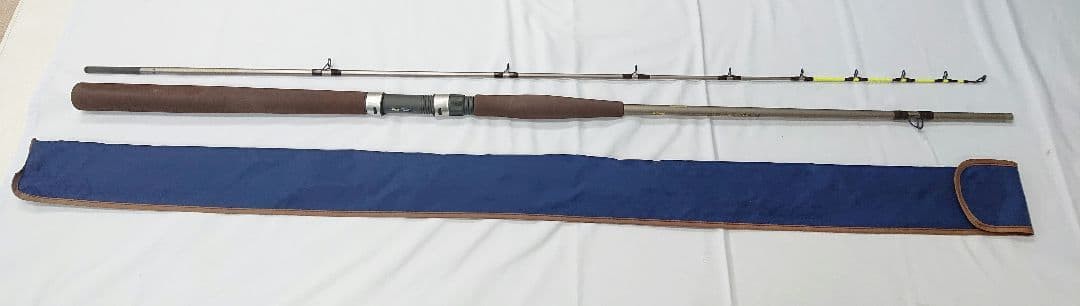 Ryobi 2-Piece Boat Rod 210cm/50-100lb with Bag Used