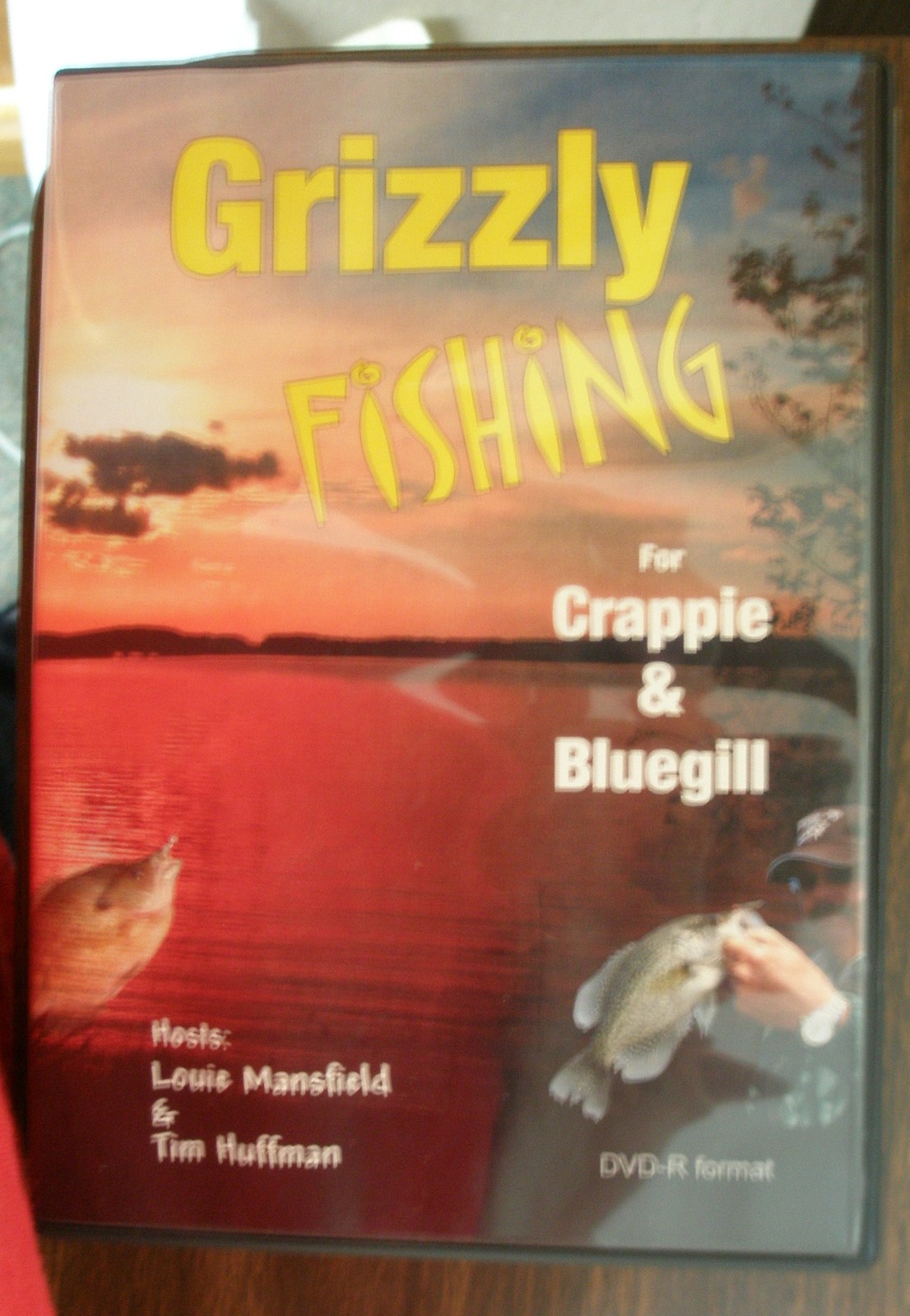 REELFOOT LAKE FISHING DVD FOR CRAPPIE AND BLUEGILL (GRIZZLY FISHING) POLE ROD