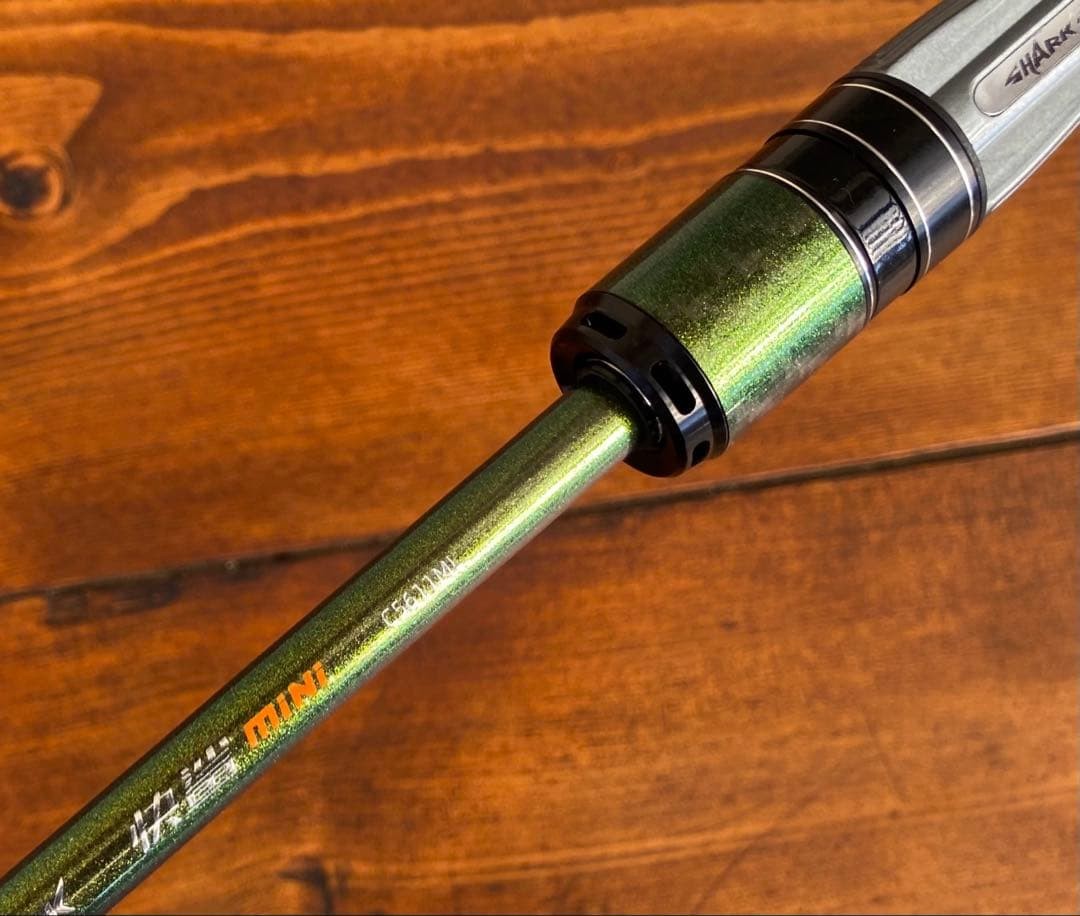 Trout Fishing Rod 5’6″ Baitcasting Carbon Telescopic Light Mobile Compact