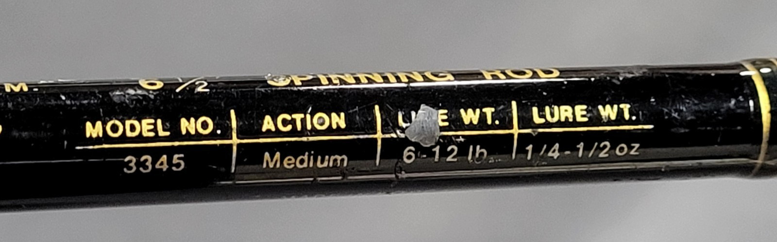 South Bend Black Beauty 6’6″ Walleye Medium Action #3345 Spinning Rod, VG Cond
