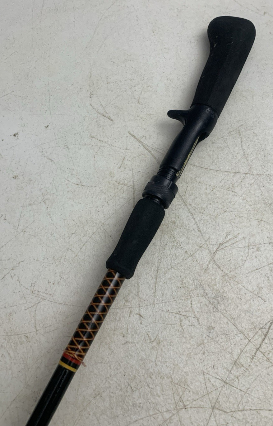 Vintage Ugly Stik Baitcasting Rod BCL 1100 6 ft Medium Action 1 Piece 12-20 Lb.