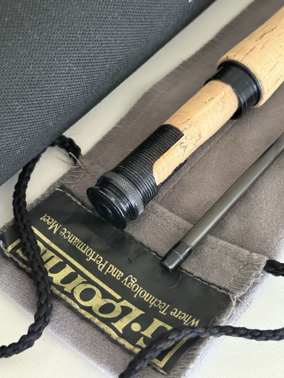 **BEAUTIFUL** 🔥 G LOOMIS OG Classic GLX 4wt. 8’10”in~2pc fly rod!!! 🔥