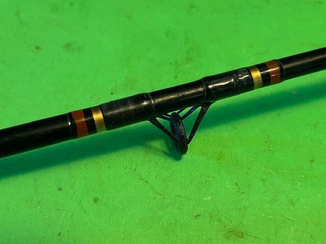 ZEBCO RHINO 5 FOOT 6 INCH 8 TO 17 POUND RATED BAITCASTING FISHING ROD